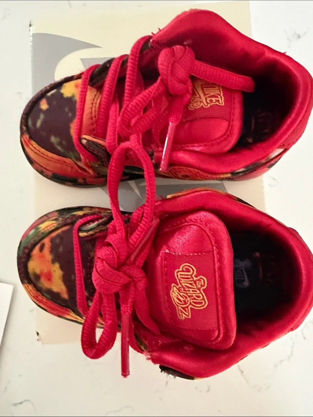 Nike toddler SB dunk low pro QS no place like home size 6C